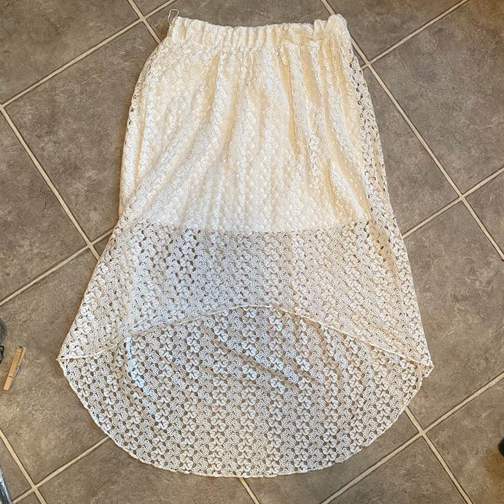 No boundaries lace skirt LARGE